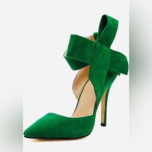 Women's Pointy Toe High Heel Stiletto Big Bow Dress Pump
Size 10
$28
